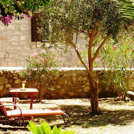 With 2 In Bol, With Wonderful Sea View, Enclosed Garde Appartement Bol