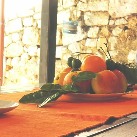 Appartement With 2 In Bol, With Wonderful Sea View, Enclosed Garde *